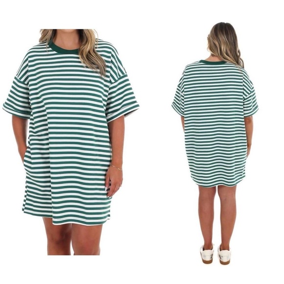 Veveret Dresses & Skirts - Veveret Striped Shirt Dress size medium